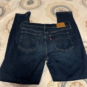 Like New women’s Levis. Worn once. Too tight on me!